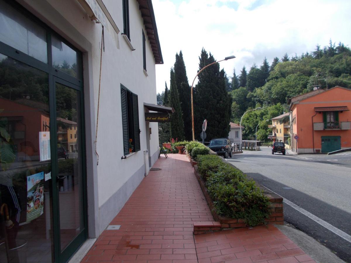 La Vecchia Locanda Castelnuovo di Val di Cecina Kültér fotó